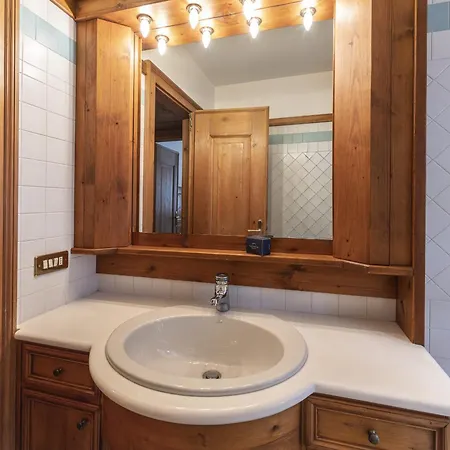 Apartment Casa Lana, Comfort Nel Centro Di Cortina D Ampezzo
