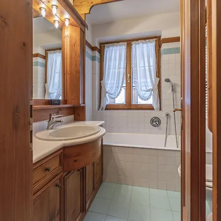 Apartment Casa Lana, Comfort Nel Centro Di Cortina D Ampezzo *