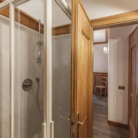 Casa Lana, Comfort Nel Centro Di Cortina D Ampezzo *