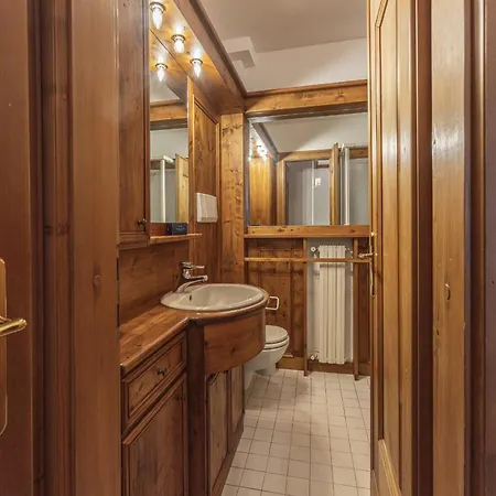 Casa Lana, Comfort Nel Centro Di Cortina D Ampezzo Cortina d'Ampezzo