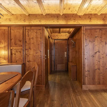 Casa Lana, Comfort Nel Centro Di Cortina D Ampezzo Cortina d'Ampezzo