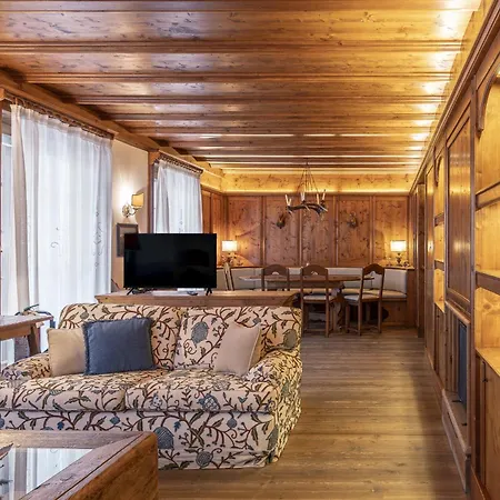 Apartment Casa Lana, Comfort Nel Centro Di Cortina D Ampezzo